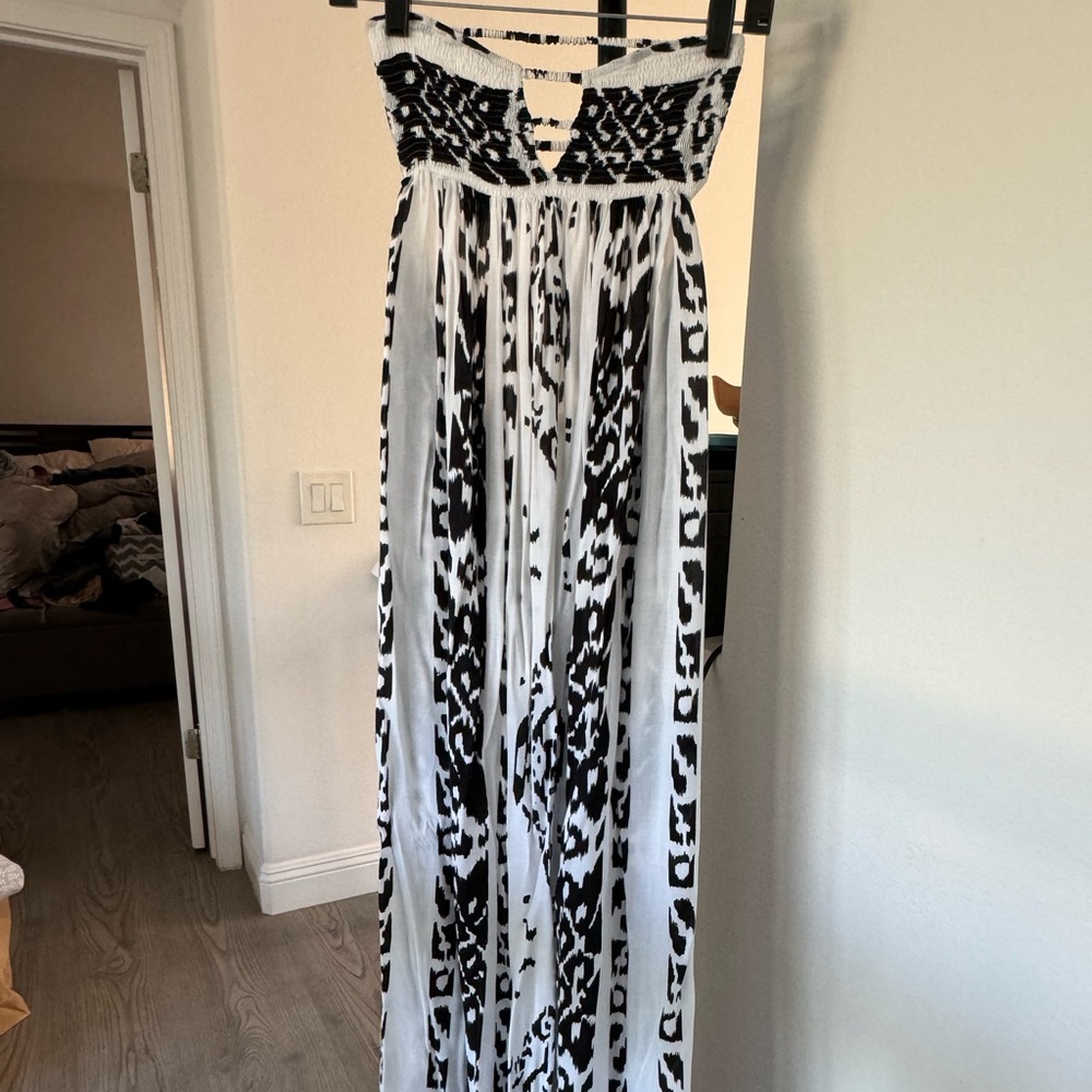 Indah summer dress in size small